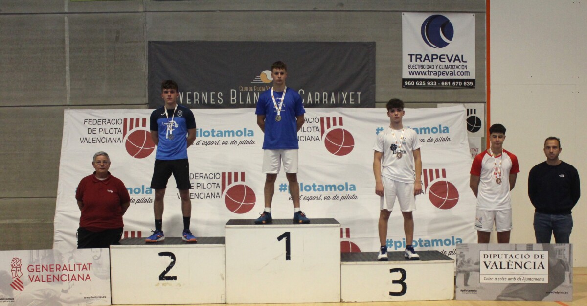 Podium juvenil JECV One Wall individual 2013